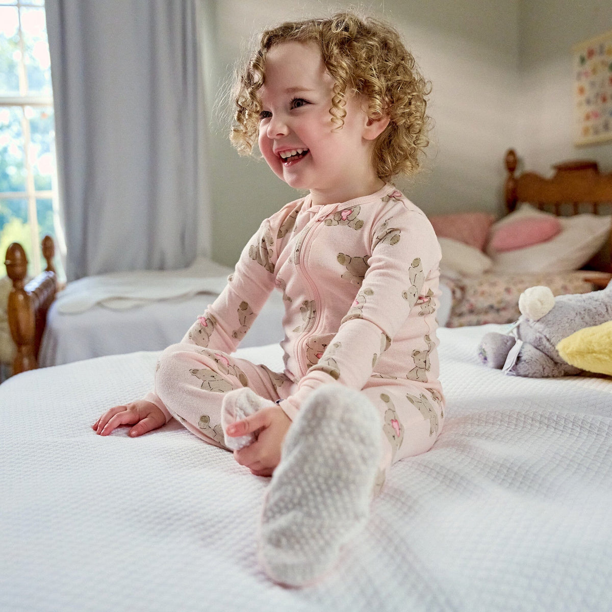 3-Pack Baby & Toddler Girls Bears Snug Fit Footed Pajamas sleepwear Gerber® 