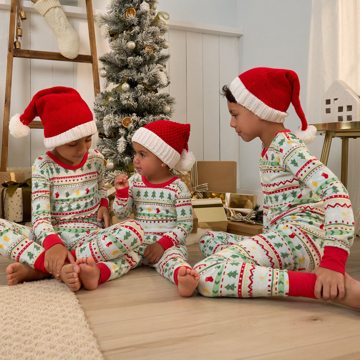 2-Piece Big Kids Neutral Oh What Fun Fair Isle Hacci Snug Fit Pajama Set sleepwear Gerber® 