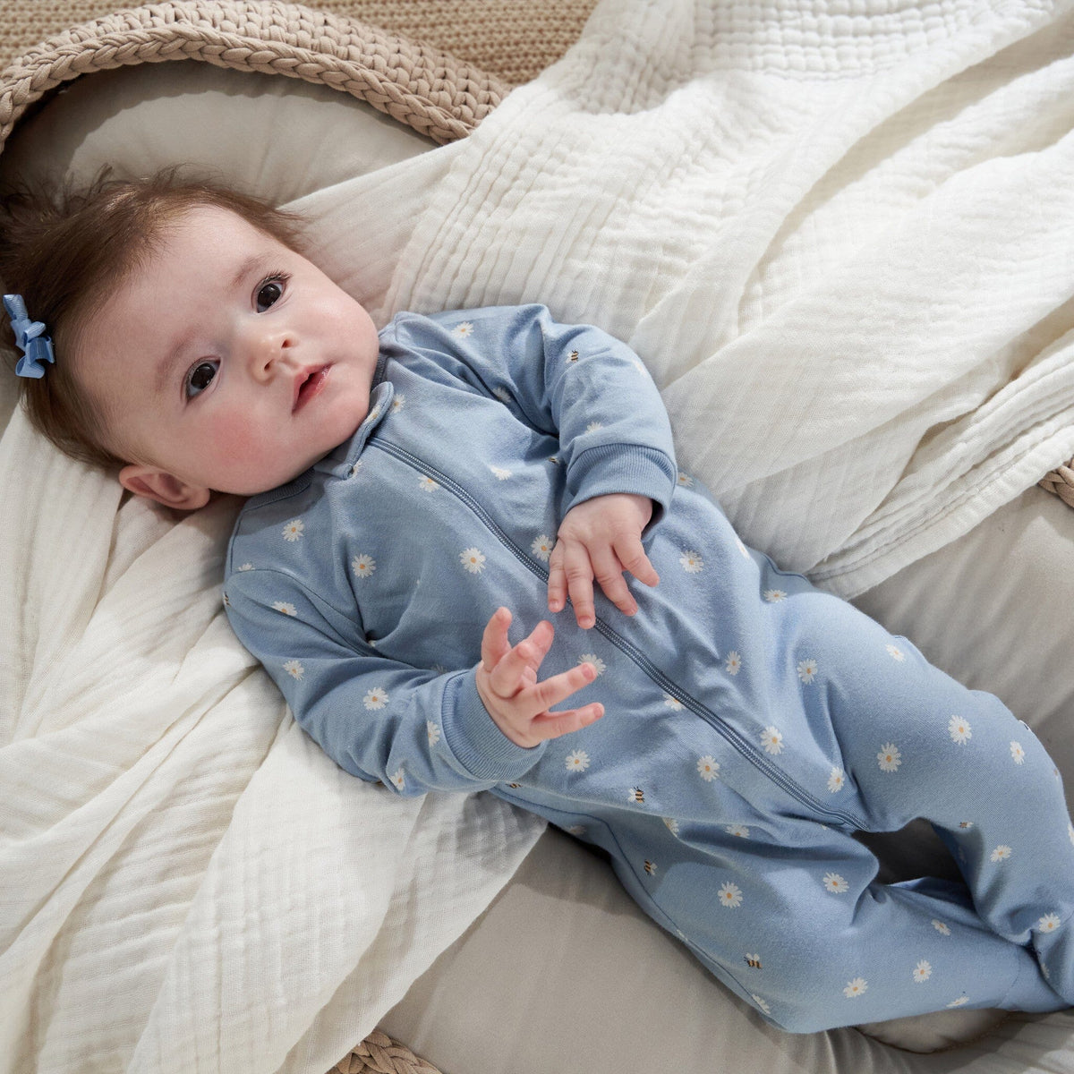 4-Pack Baby Girls Daisy Sleep 'N Plays sleepwear Gerber® 